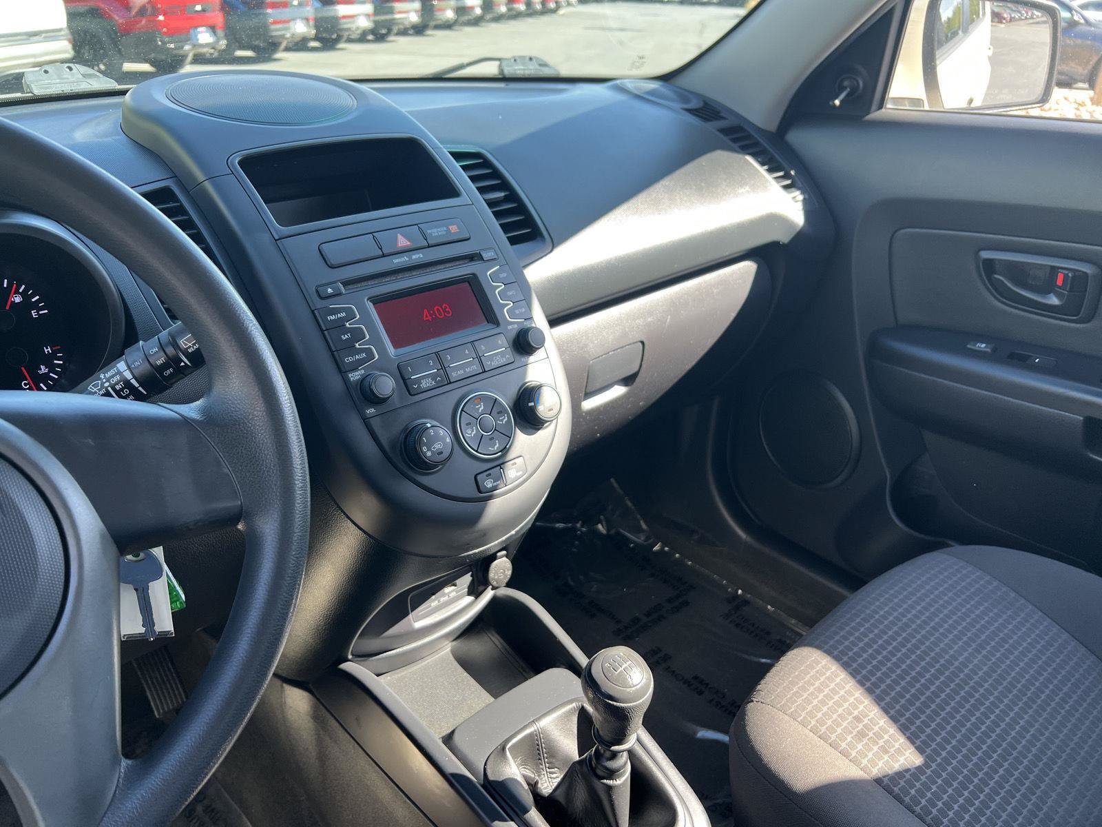 Used 2012 Kia Soul FWD image 7