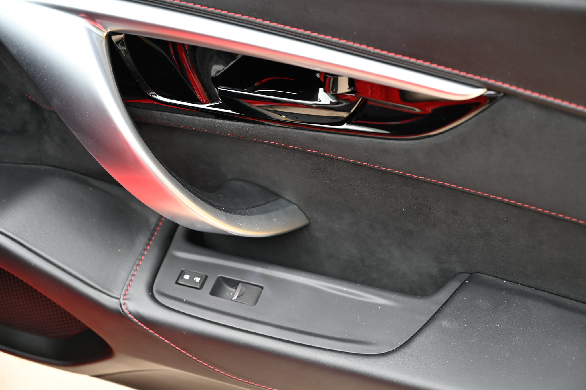 Used 2022 Acura NSX Type S AWD/4WD image 45