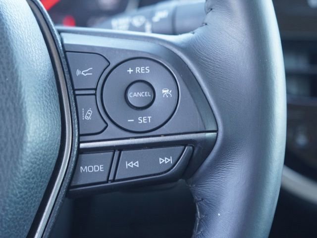 Used 2022 Toyota Camry XSE image 22