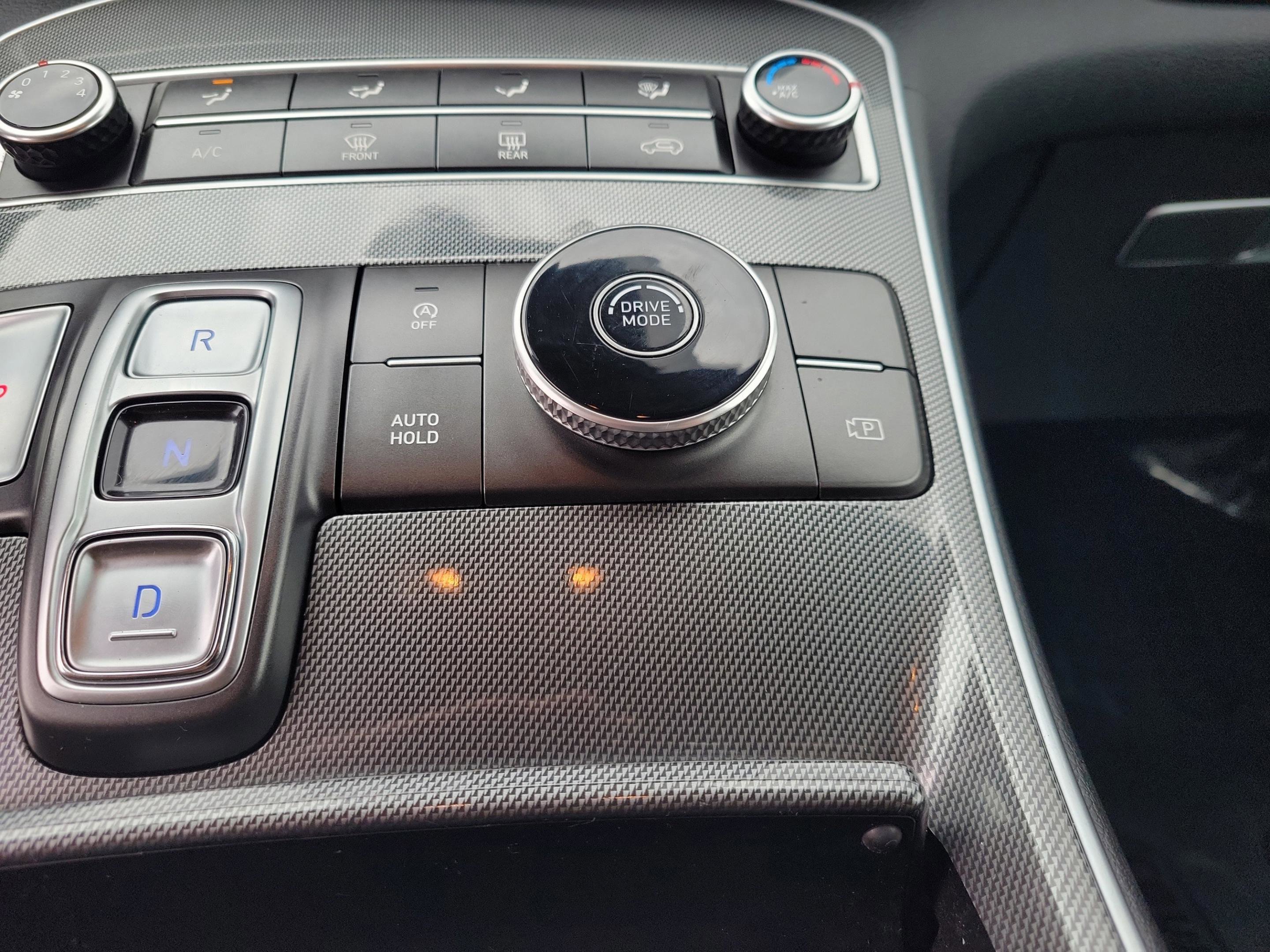 Certified 2023 Hyundai Santa Fe SE image 30