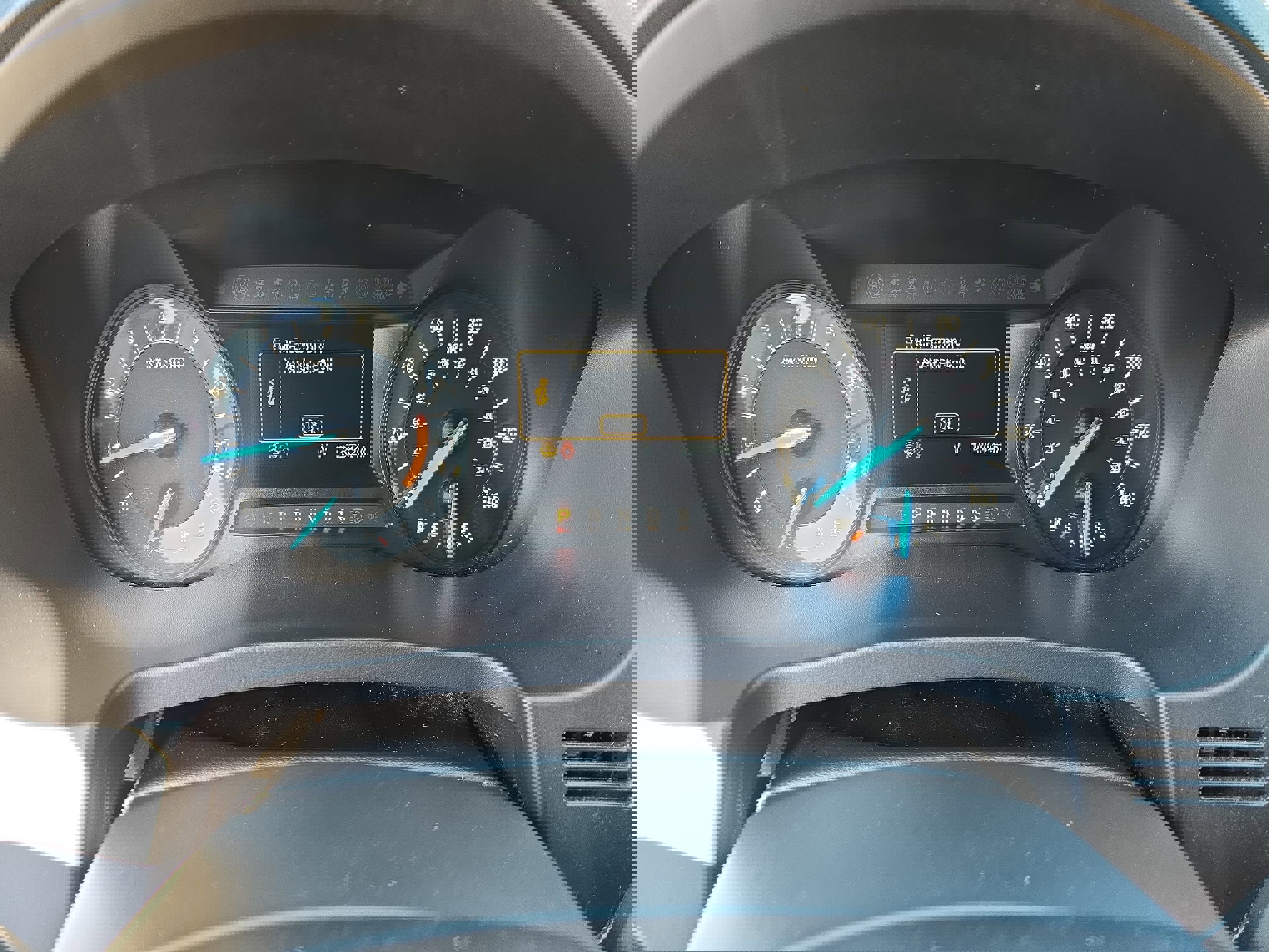 Used 2018 Ford Explorer FWD image 19