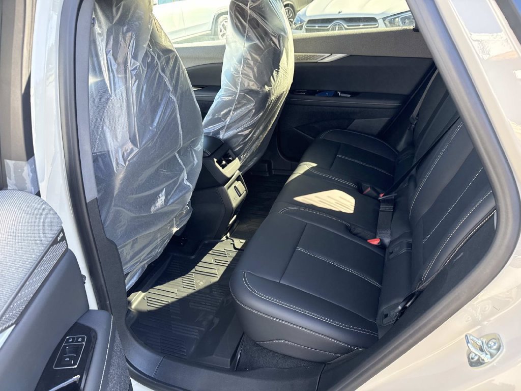 New 2027 Cadillac Optiq Luxury RWD image 9