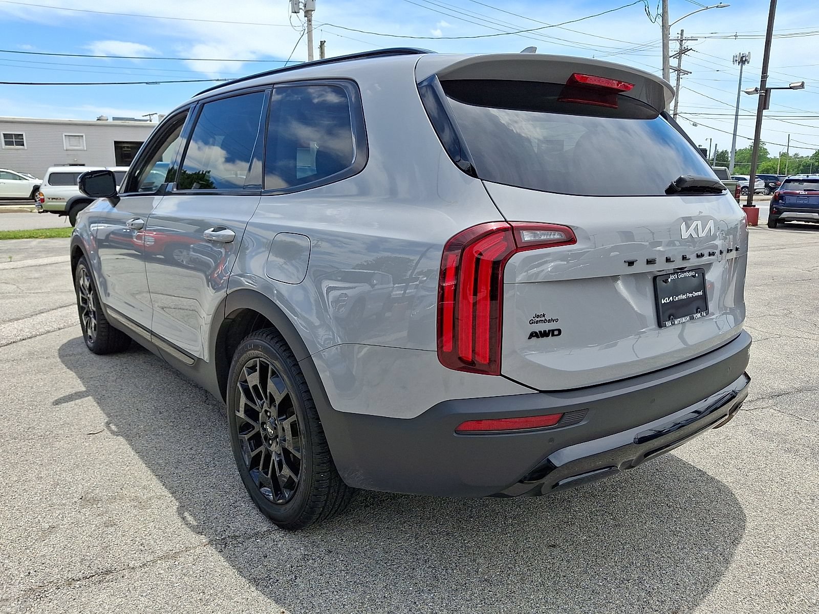 Used 2022 Kia Telluride SX w/ SX Prestige Package AWD/4WD image 5