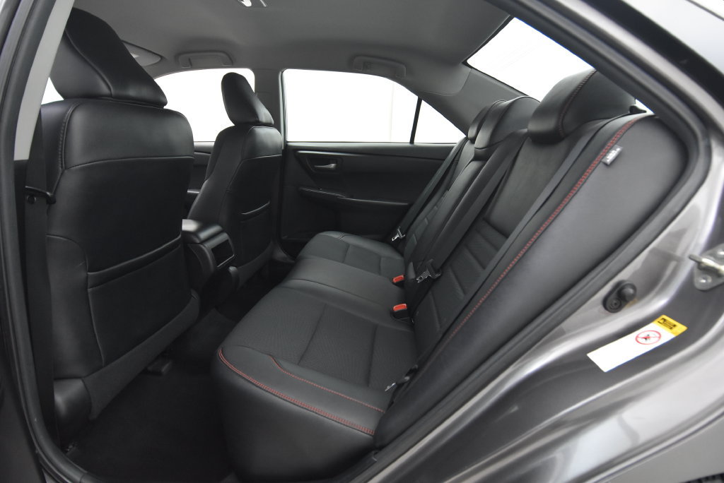 Used 2017 Toyota Camry SE FWD image 26
