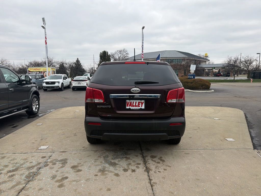 Used 2013 Kia Sorento LX image 6