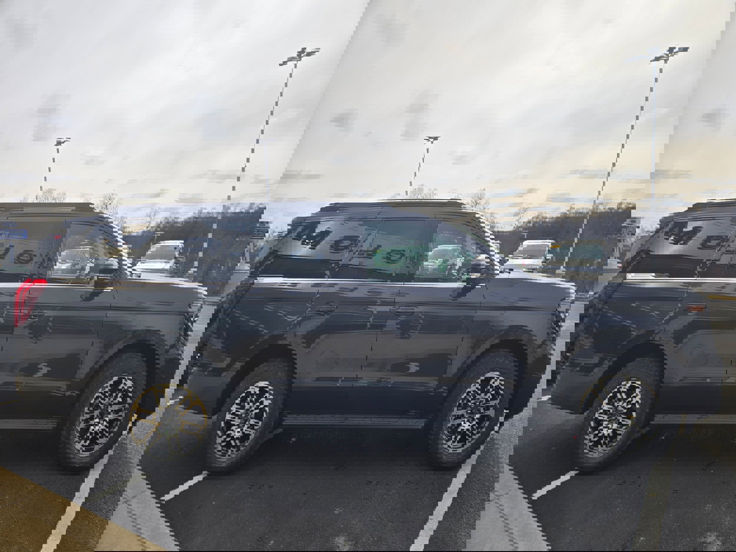 New 2026 Ford Expedition Active AWD/4WD image 4