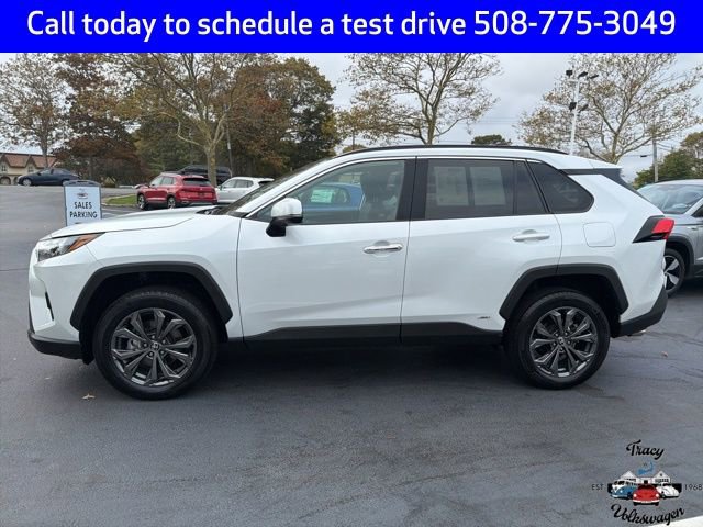 Used 2023 Toyota RAV4 Limited image 4