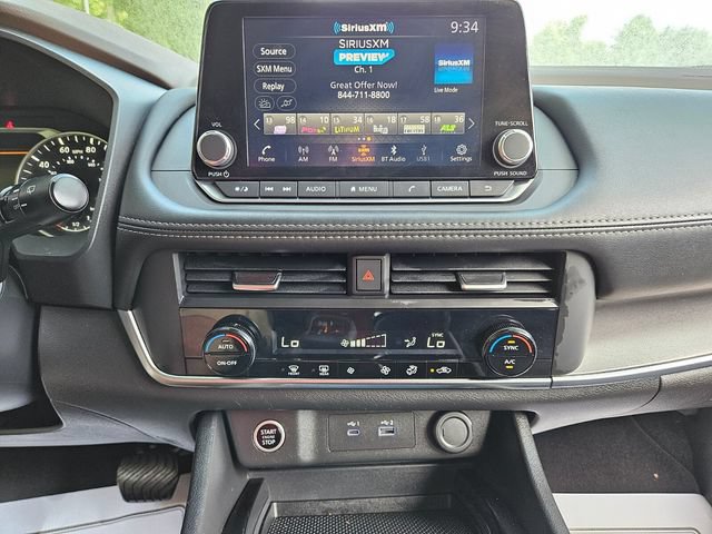 Used 2023 Nissan Rogue SV AWD/4WD image 25