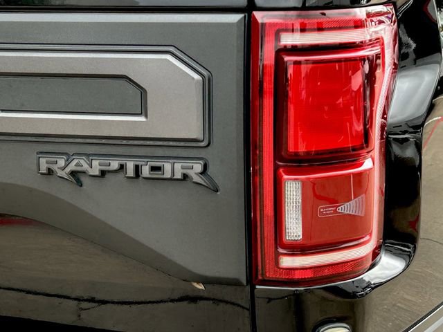 Used 2019 Ford F150 Raptor w/ Equipment Group 802A Luxury AWD/4WD image 9