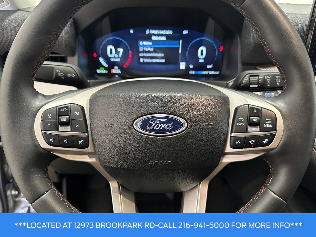 Used 2025 Ford Explorer Active w/ Active Comfort Package AWD/4WD image 12