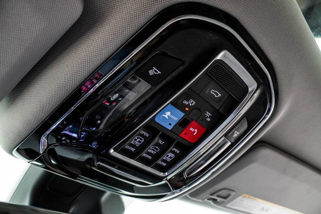 Used 2023 Jeep Grand Cherokee L Summit w/ Advanced Protech Group IV image 43