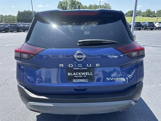 Used 2022 Nissan Rogue SV AWD/4WD image 6