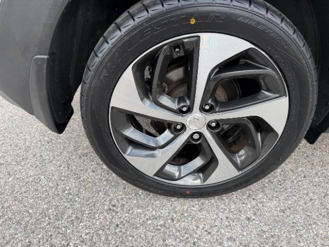 Used 2016 Hyundai Tucson Sport FWD image 14