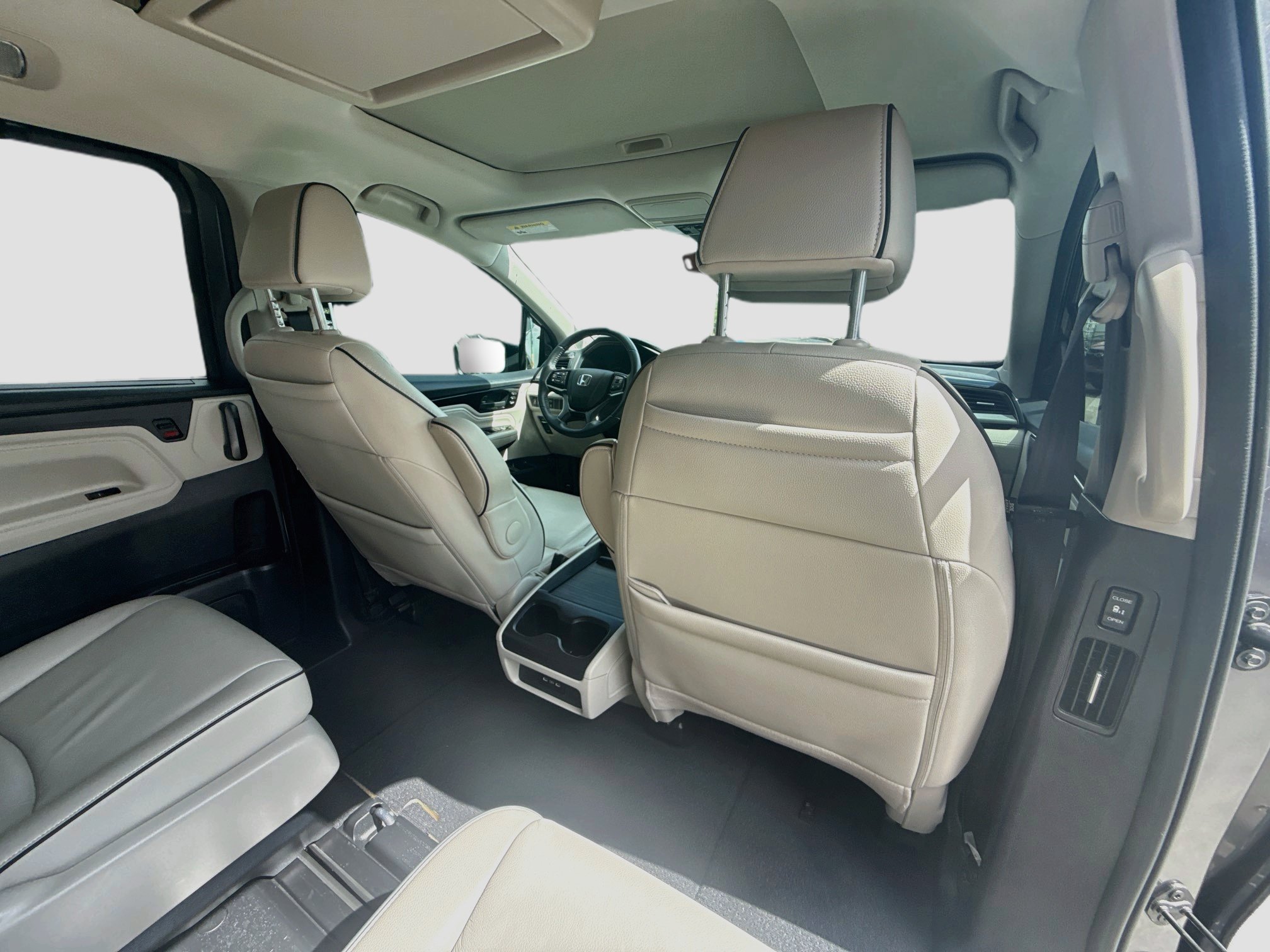 Certified 2025 Honda Odyssey Touring image 29