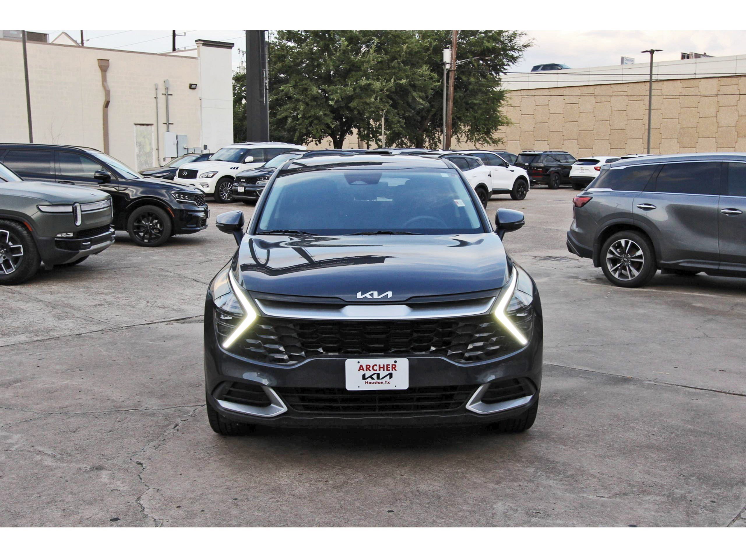Certified 2024 Kia Sportage EX FWD image 2