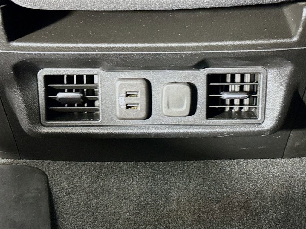 Used 2020 Chevrolet Silverado 2500 LT w/ All Star Edition image 28