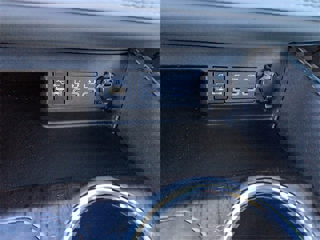 Certified 2025 Toyota Highlander Platinum image 25