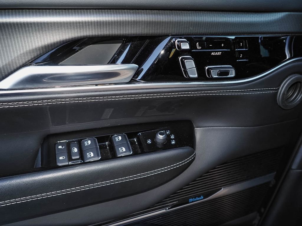 Used 2022 Jeep Grand Wagoneer Series II image 25