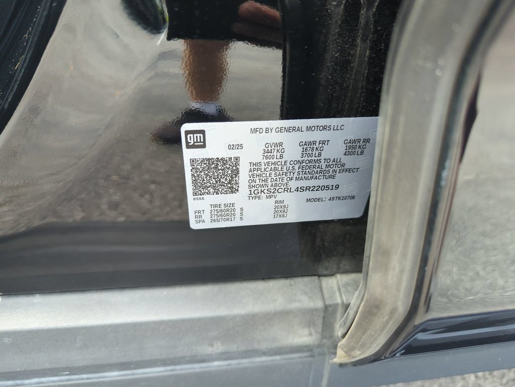 Used 2025 GMC Yukon AT4 w/ AT4 Premium Package AWD/4WD image 42