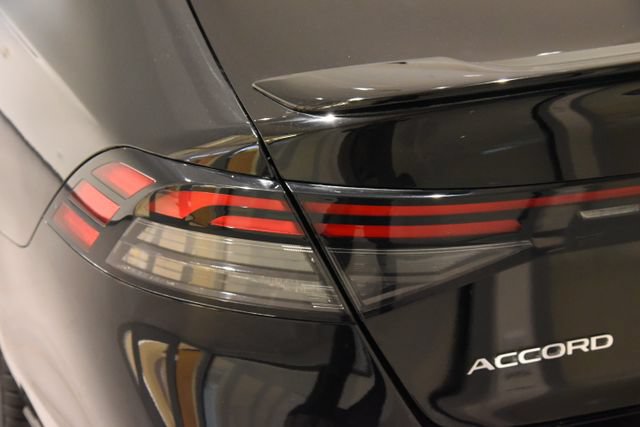 Used 2024 Honda Accord Sport image 10