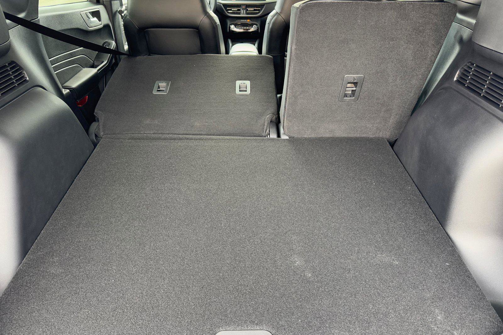 New 2025 Ford Escape PHEV image 12