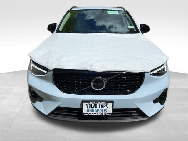 New 2026 Volvo XC40 B5 Ultra w/ Climate Package AWD/4WD image 2