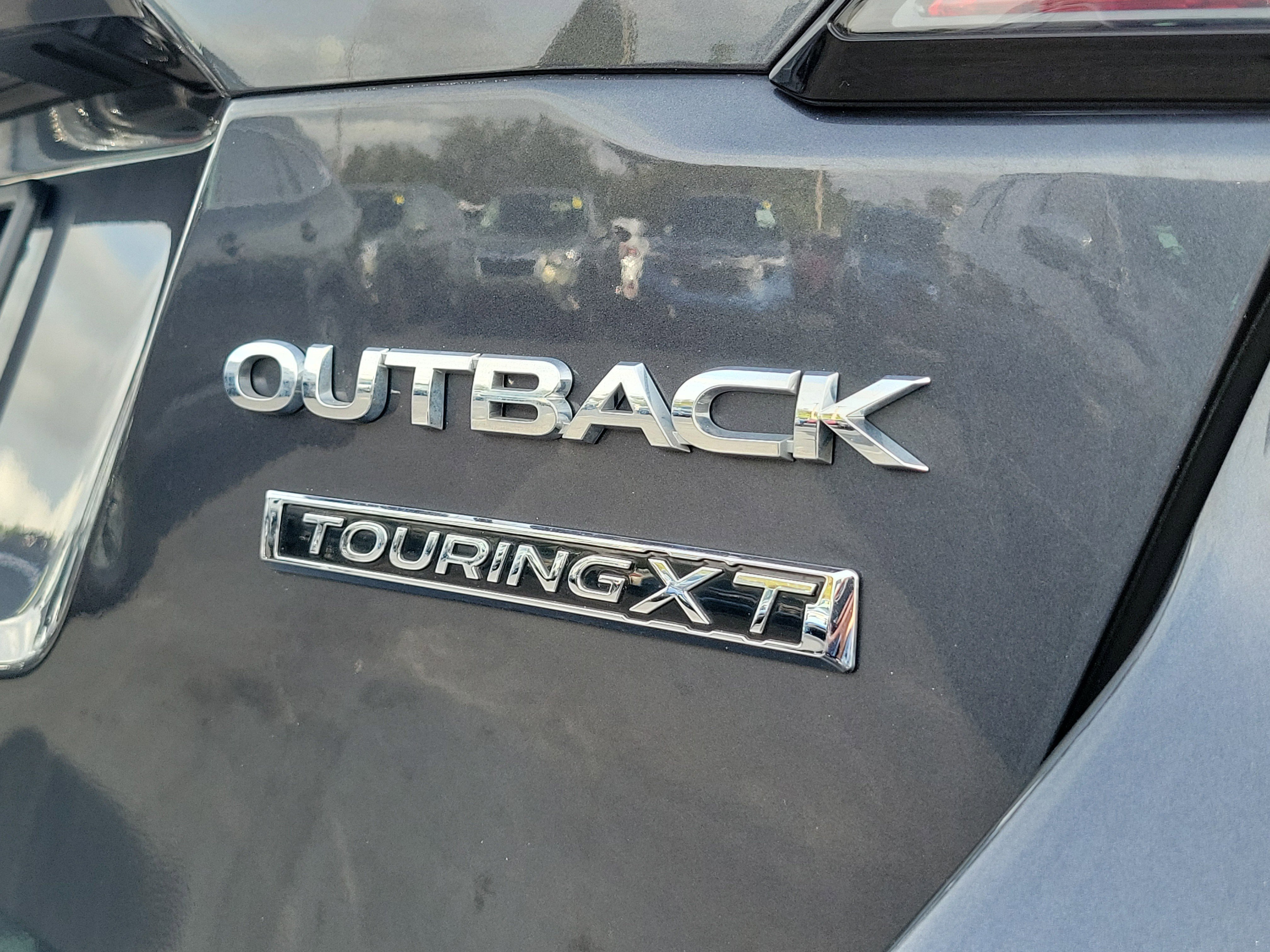 Used 2023 Subaru Outback Touring XT image 10