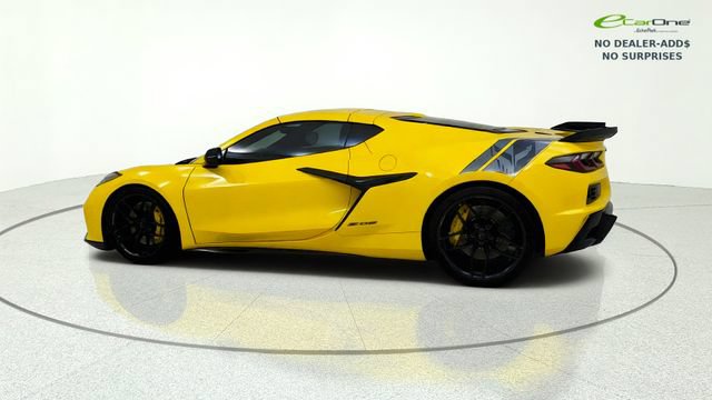 Used 2026 Chevrolet Corvette Z06 RWD image 5