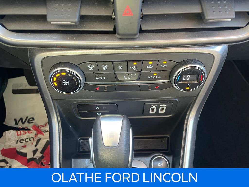 Used 2022 Ford EcoSport SE w/ SE Convenience Package image 13