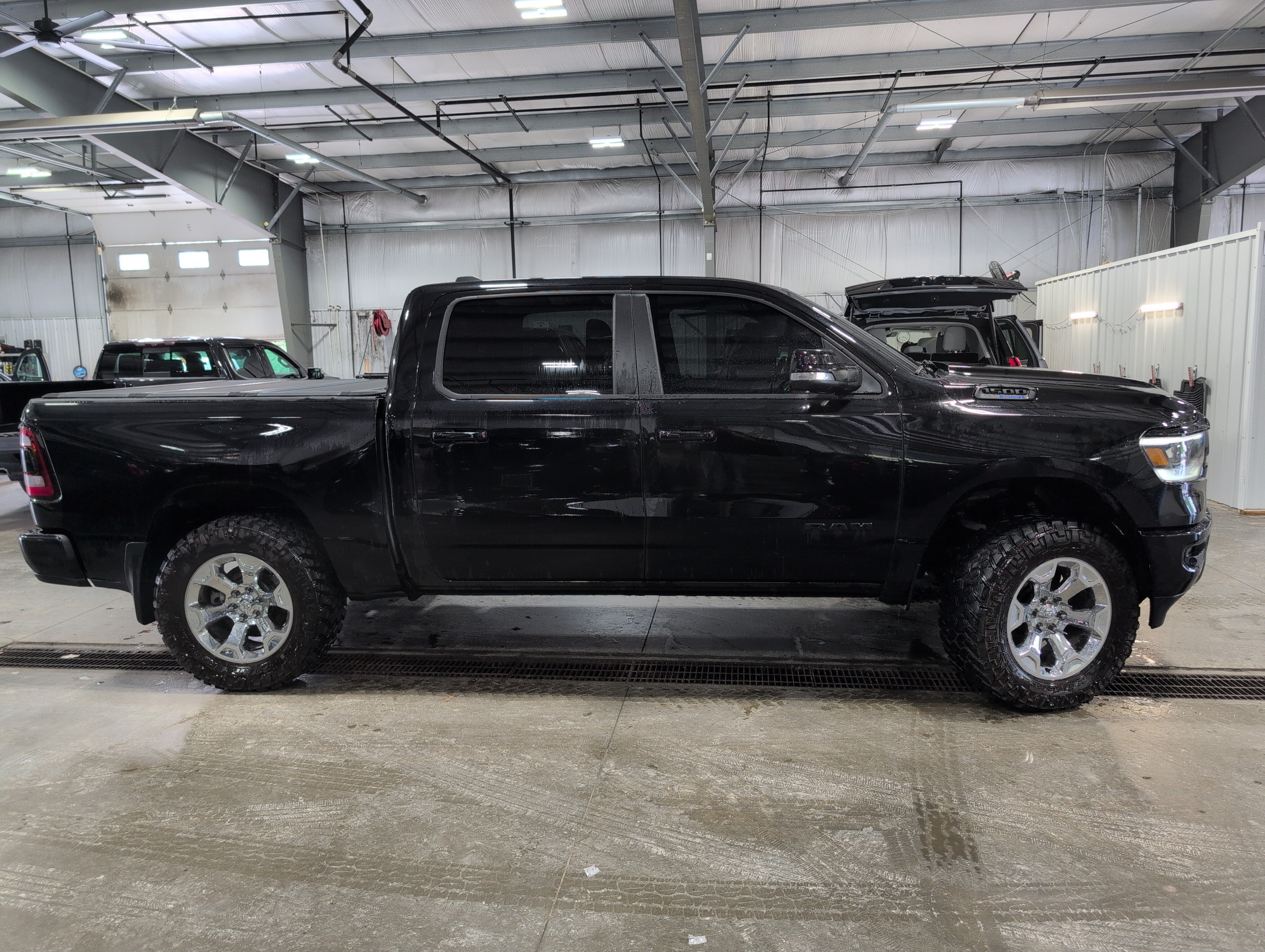 Used 2021 RAM 1500 Big Horn AWD/4WD image 2