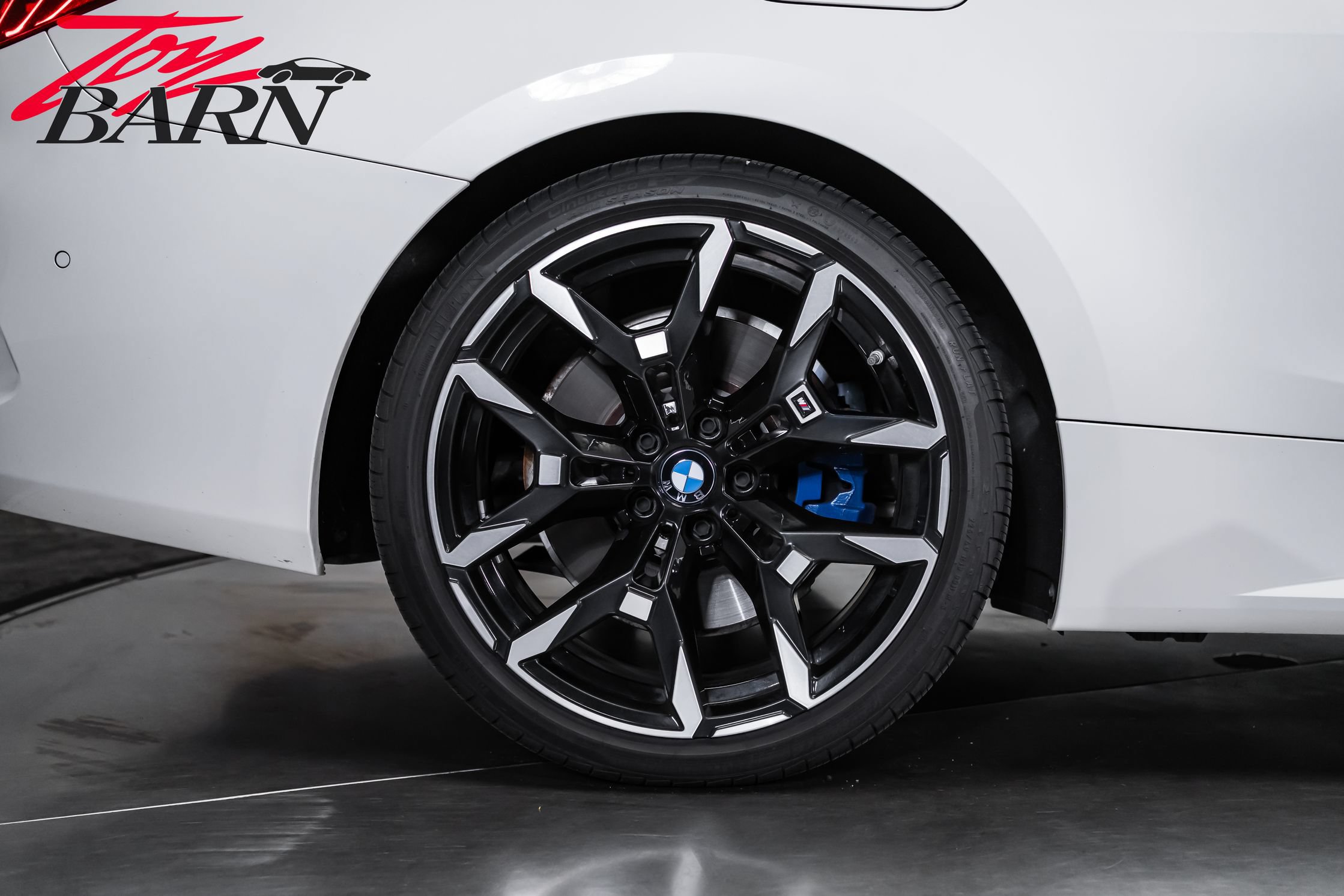 Used 2025 BMW M440i Convertible RWD image 22
