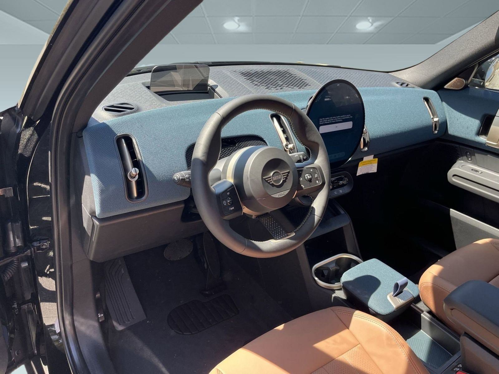 Used 2025 MINI Cooper Countryman S w/ Comfort Package Max image 4