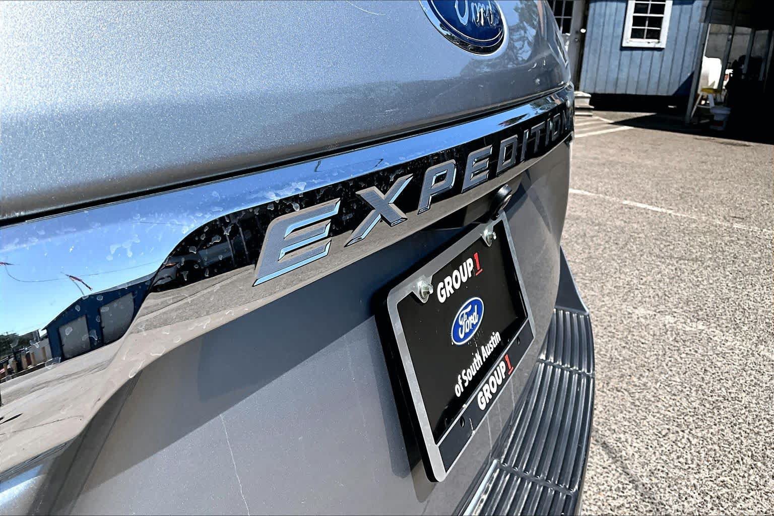 Certified 2020 Ford Expedition XLT w/ Equipment Group 202A AWD/4WD image 10