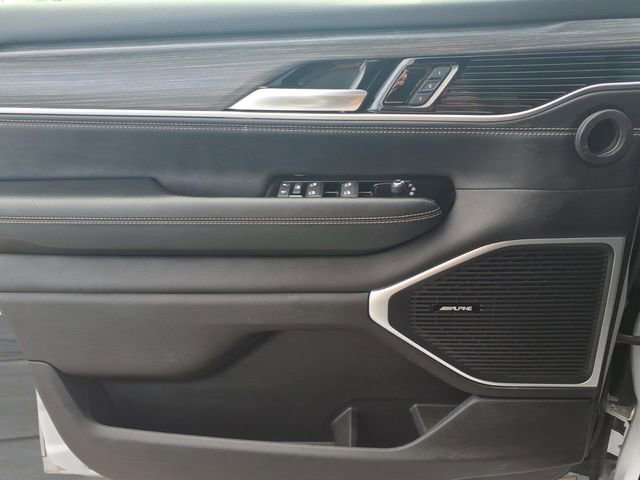 Used 2024 Jeep Wagoneer Series III image 15