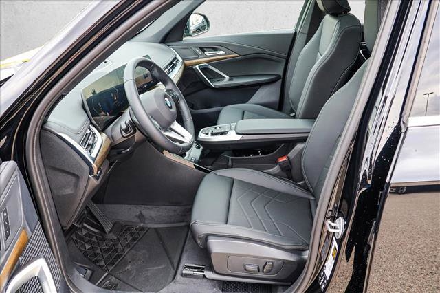 Certified 2025 BMW X1 xDrive28i w/ Technology Package image 12
