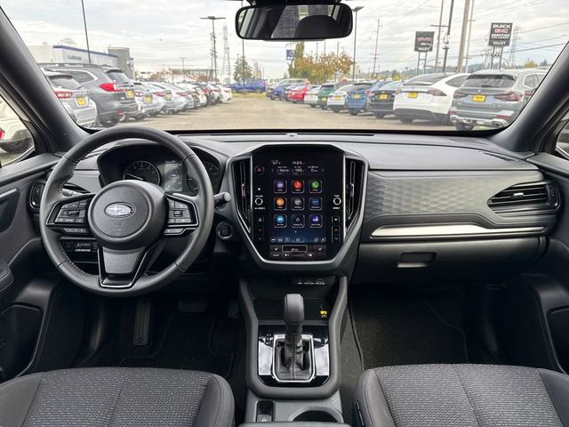 Used 2025 Subaru Forester Premium image 13