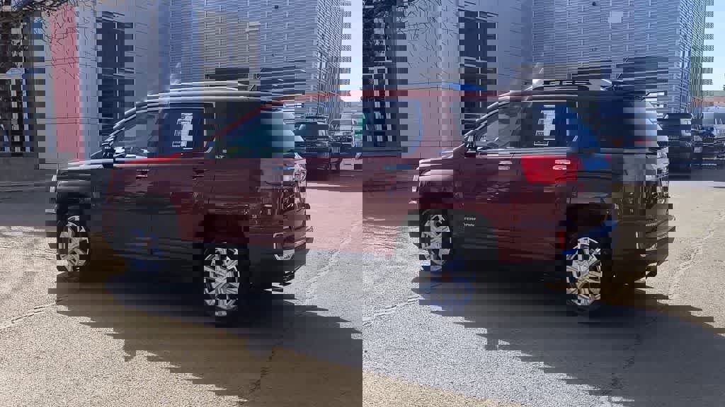 Used 2017 GMC Terrain SLT image 6