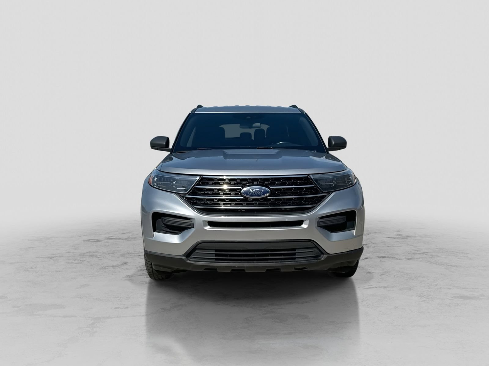 Used 2020 Ford Explorer XLT w/ Class III Trailer Tow Package AWD/4WD image 11