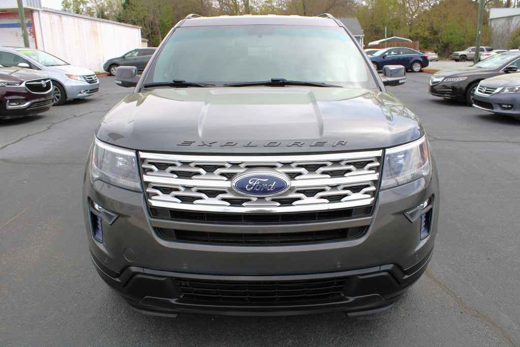 Used 2018 Ford Explorer Sport AWD/4WD image 3
