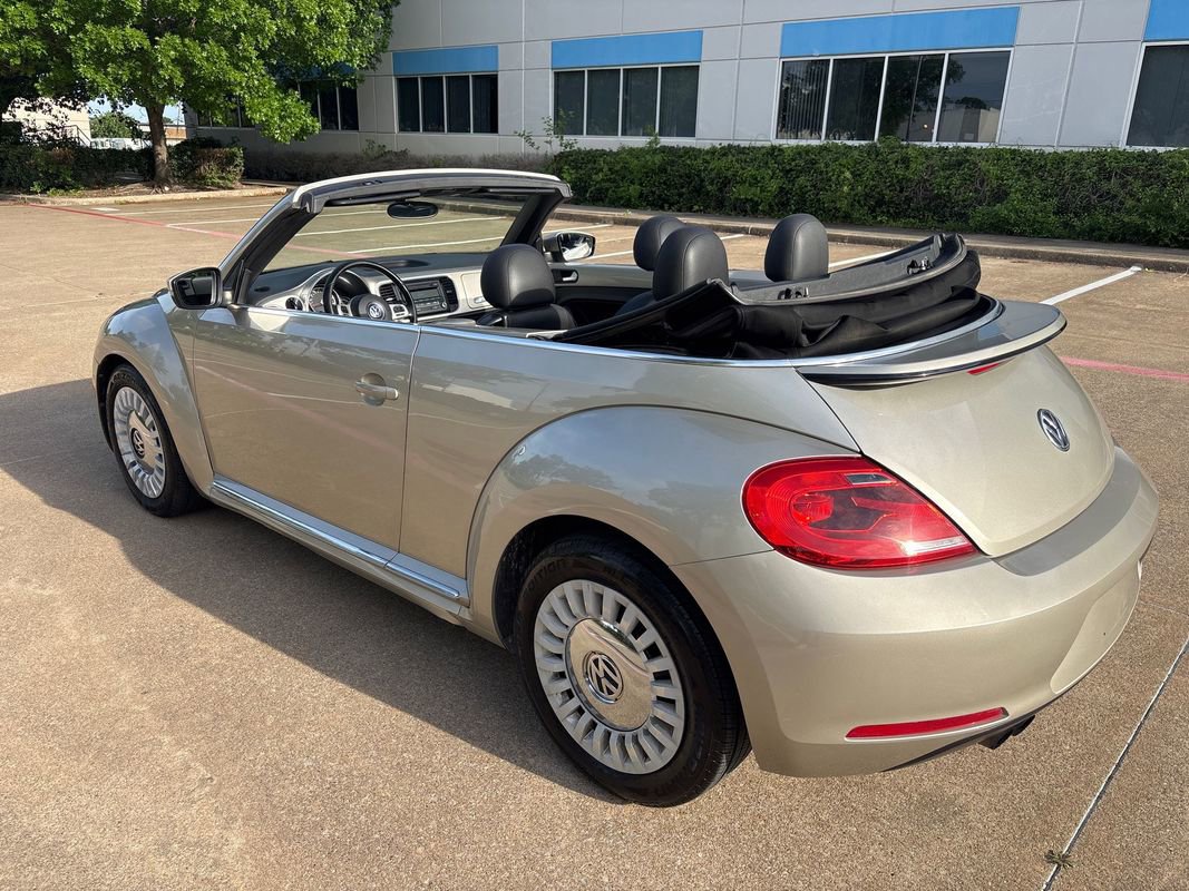 Used 2014 Volkswagen Beetle 1.8T image 19