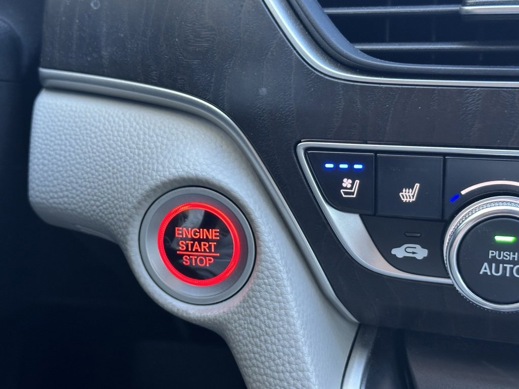 Used 2021 Honda Accord Touring image 34