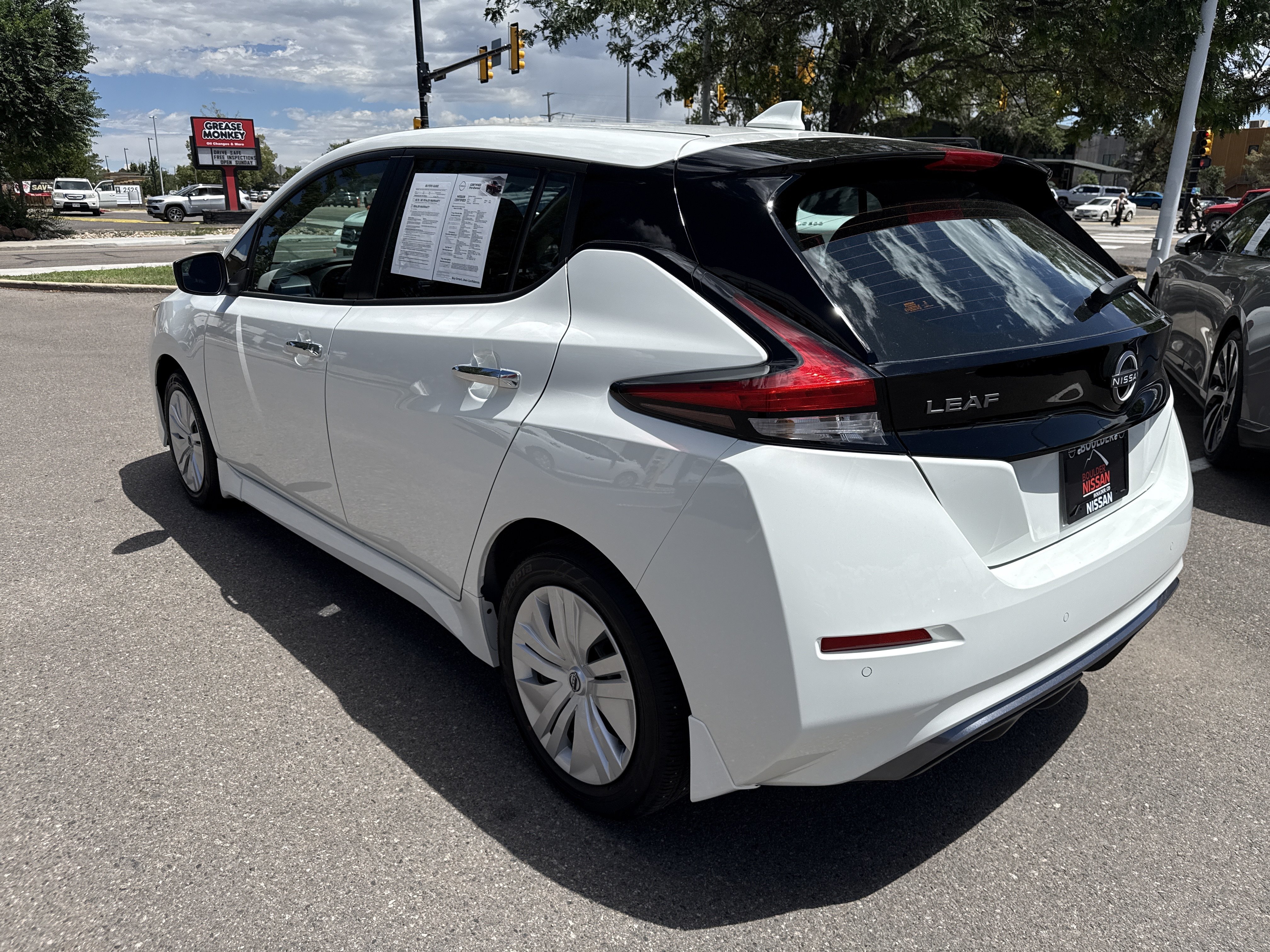 Certified 2025 Nissan Leaf S FWD image 7