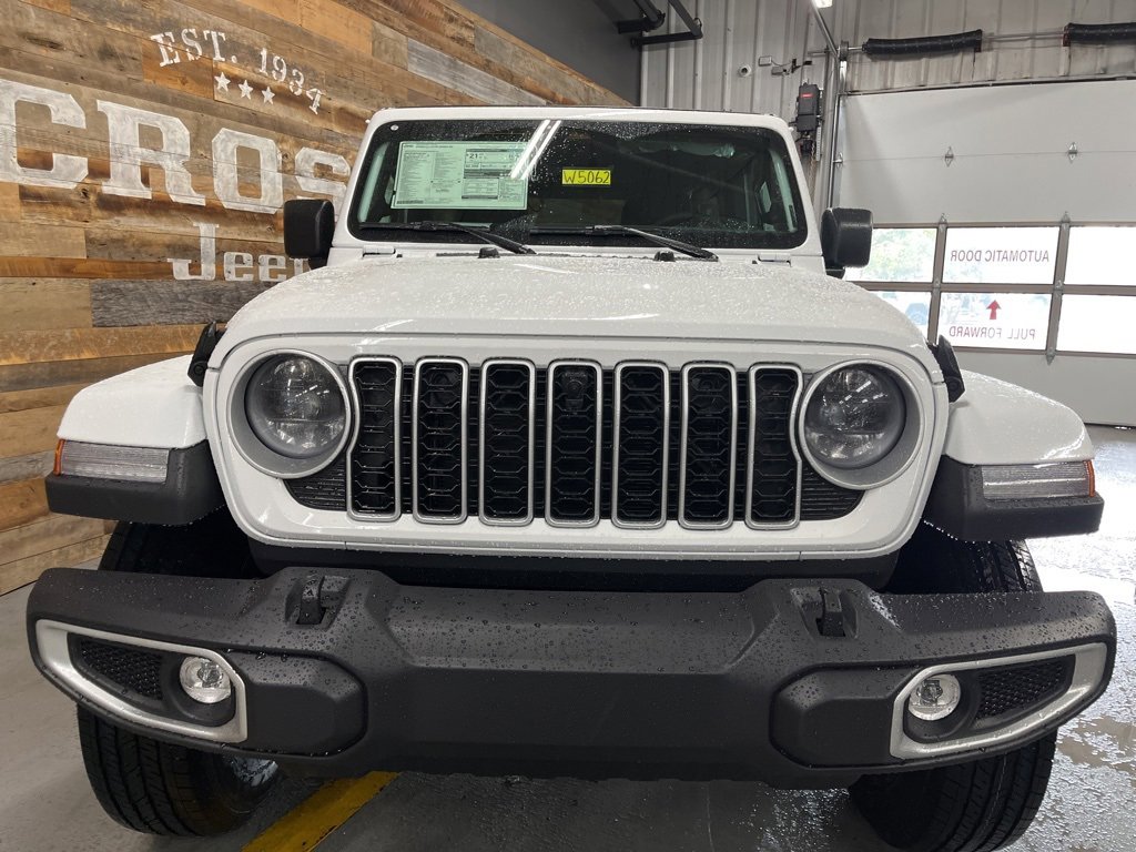 New 2026 Jeep Wrangler Unlimited Sahara image 4