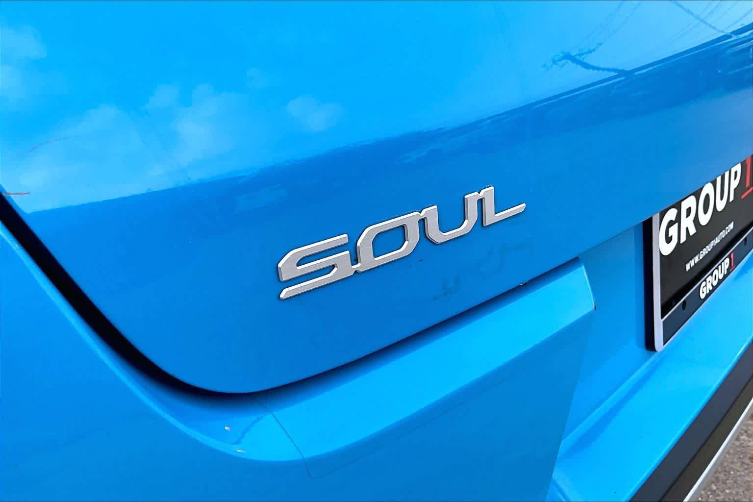 Used 2024 Kia Soul S FWD image 30