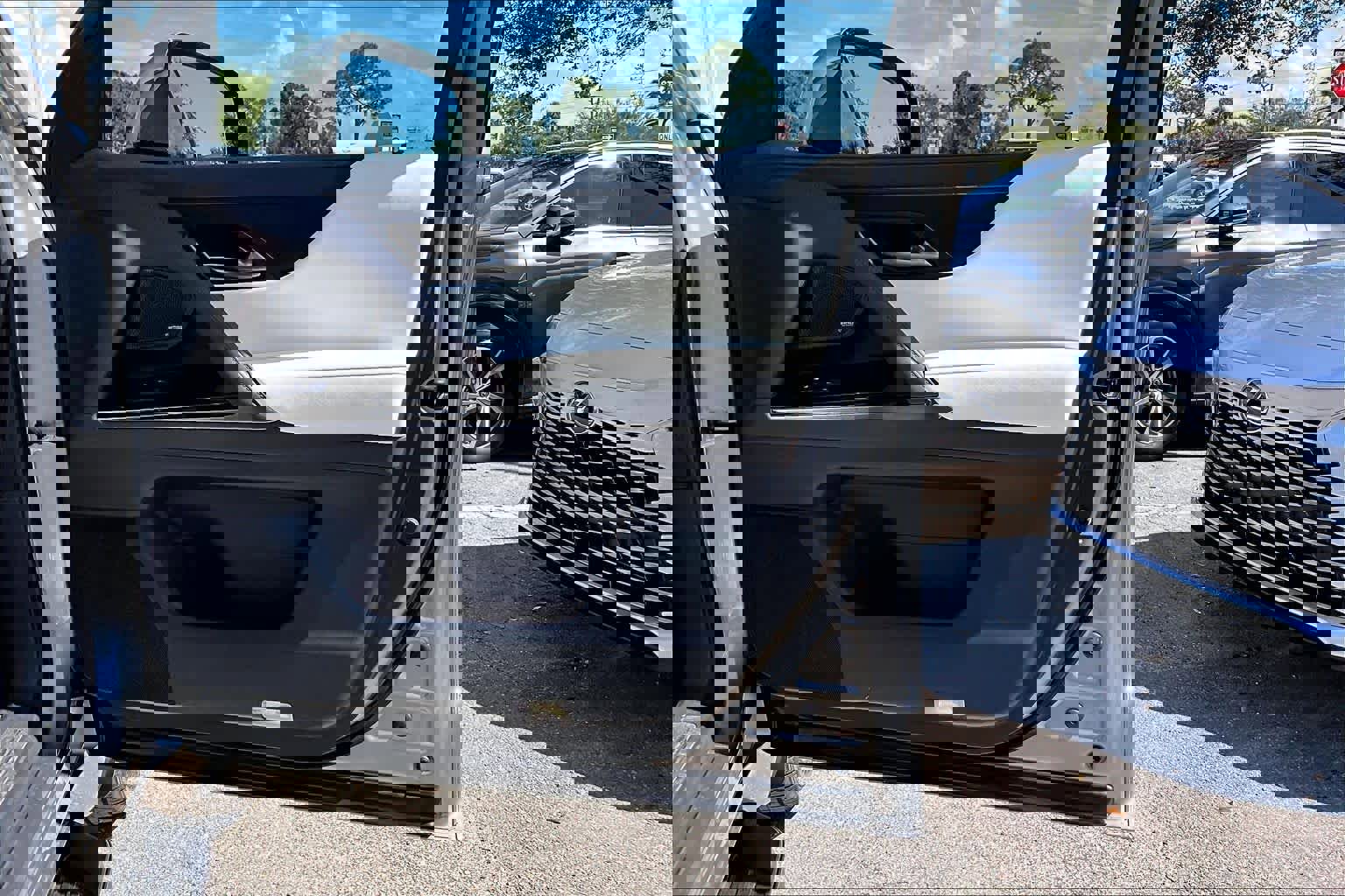 Used 2024 Lexus LX 600 4WD w/ Luxury Package image 26