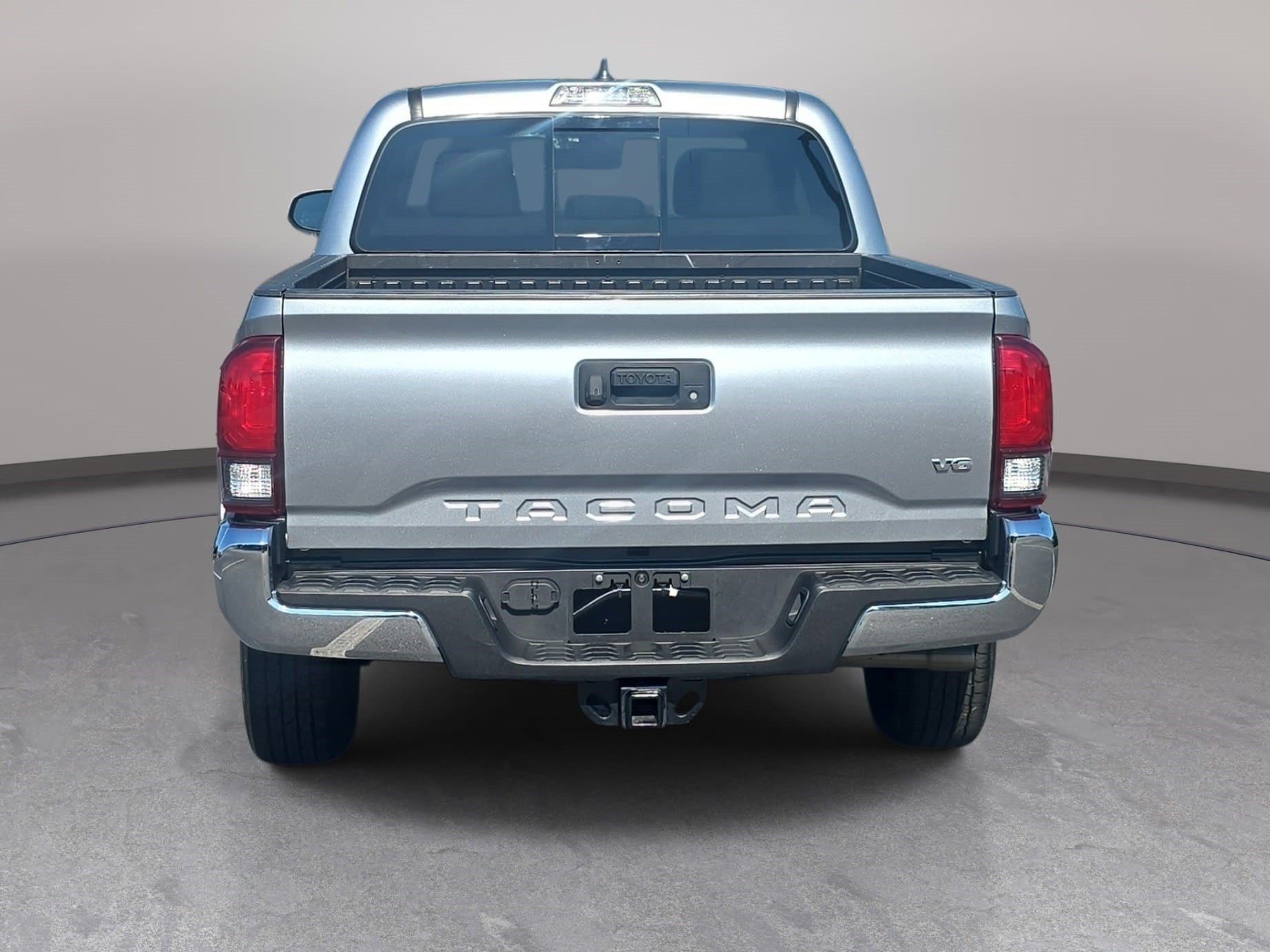 Used 2022 Toyota Tacoma SR5 RWD image 6
