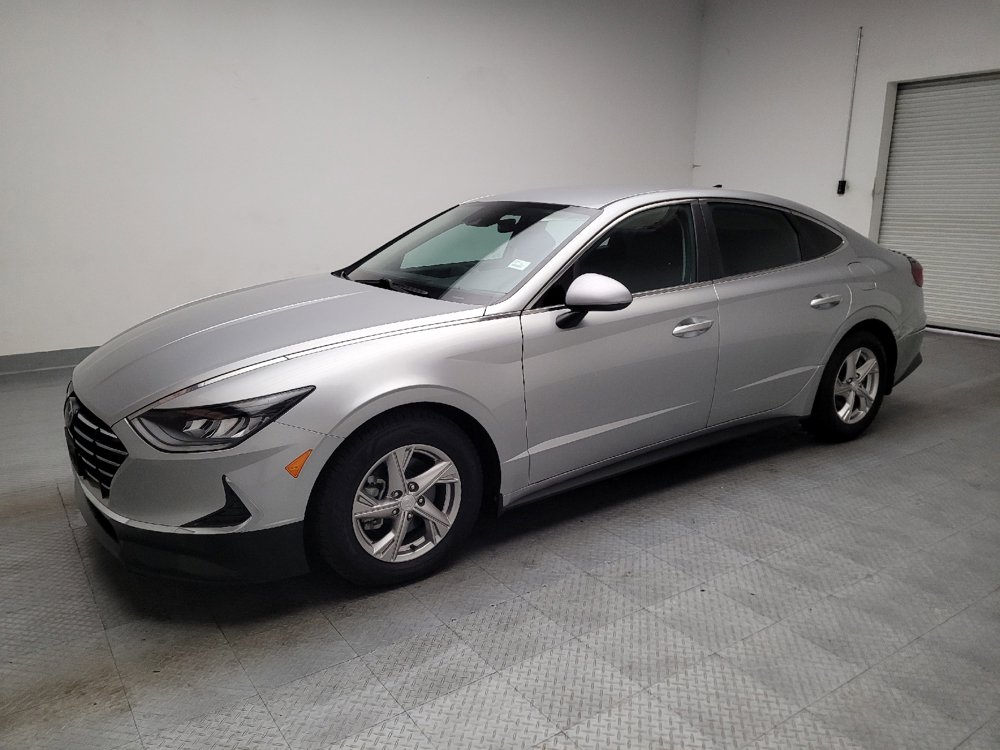 Used 2021 Hyundai Sonata SE FWD image 2