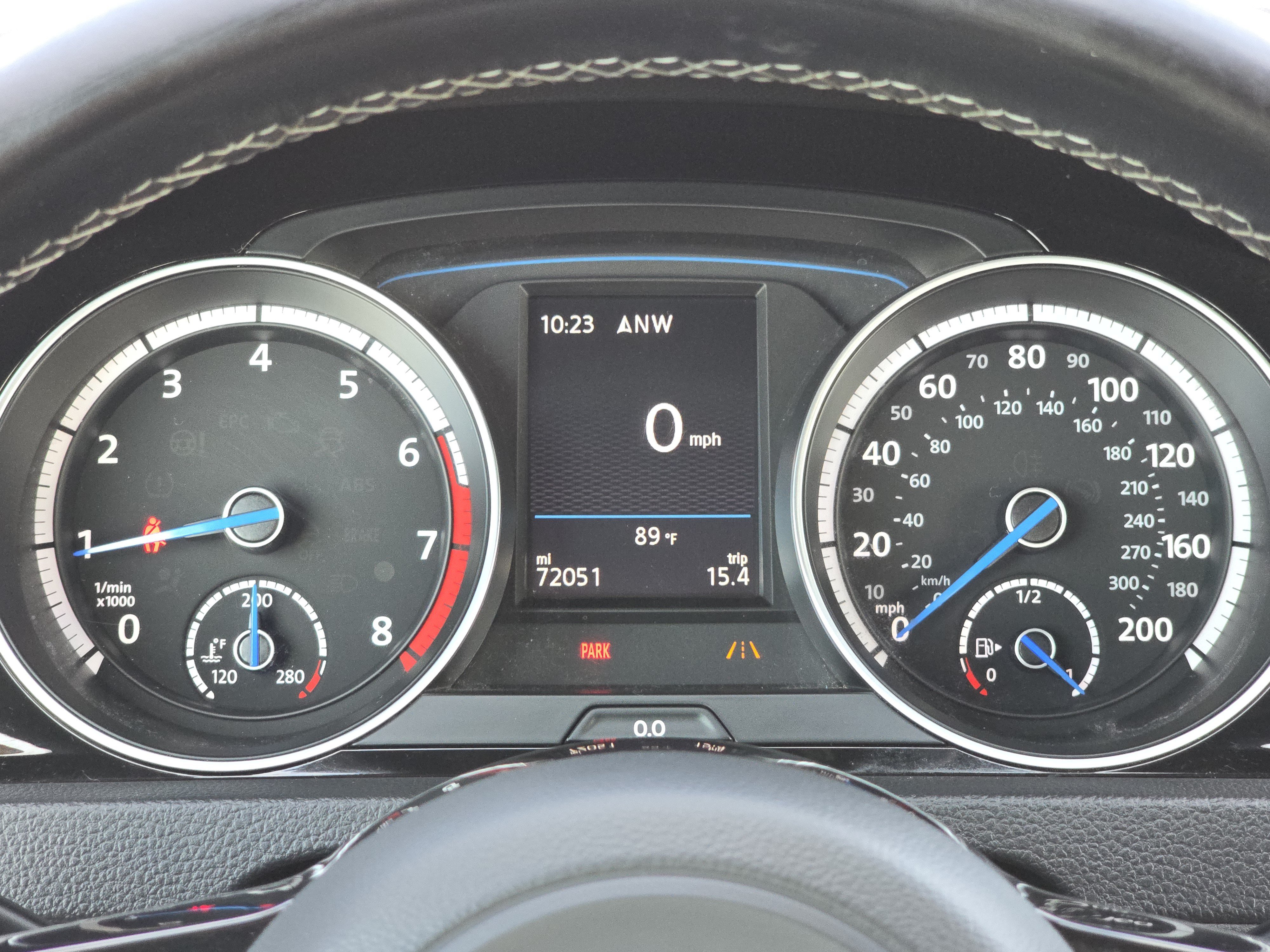 Used 2017 Volkswagen Golf R 4-Door AWD/4WD image 25