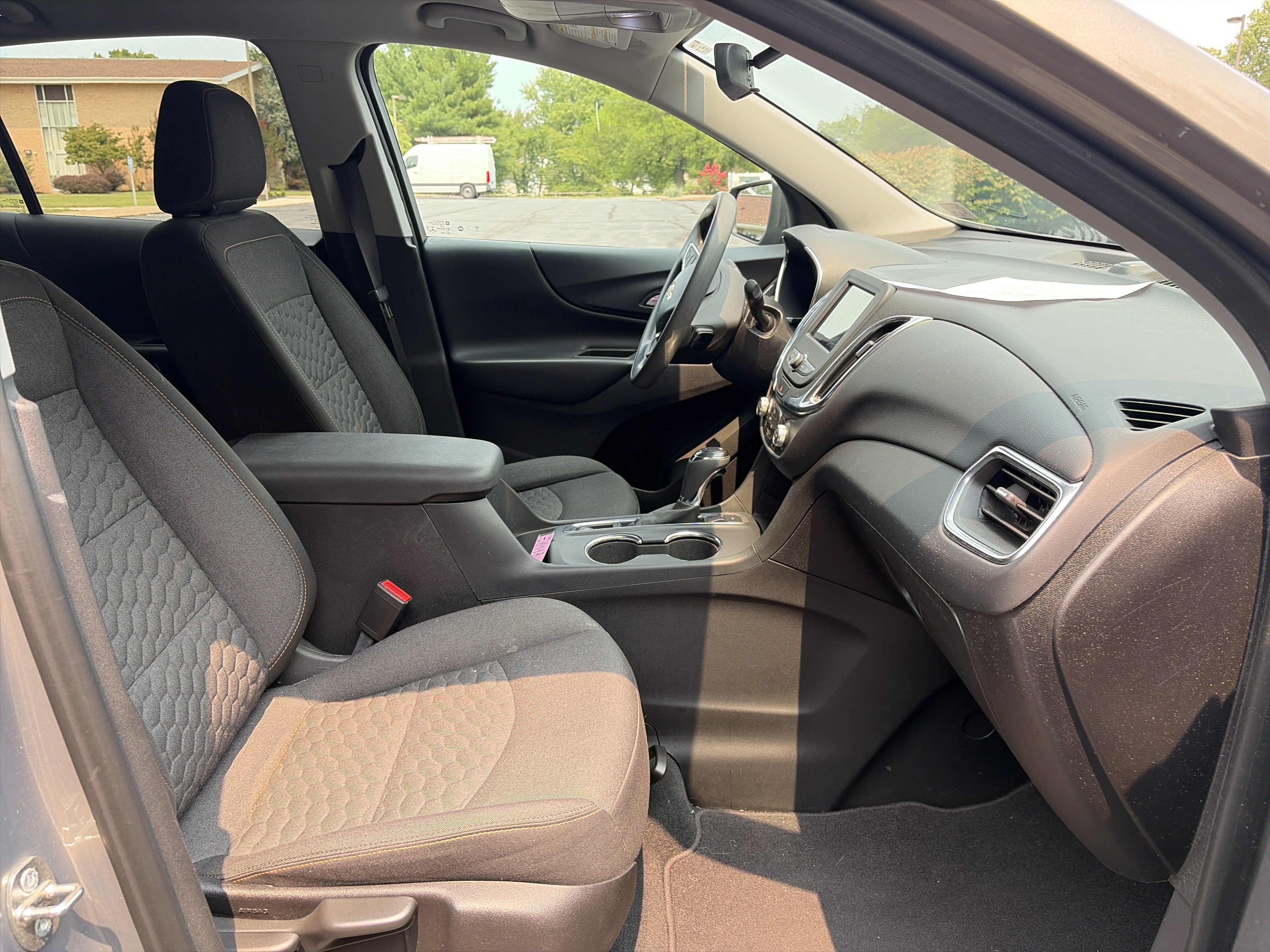 Used 2019 Chevrolet Equinox LT AWD/4WD image 26