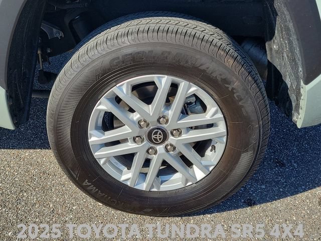 Used 2025 Toyota Tundra SR5 w/ SR5 Premium Package AWD/4WD image 7